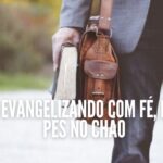 https://img.freepik.com/free-photo/closeup-shot-male-wearing-business-suit-standing-while-holding-bible_181624-29330.jpg?w=1060&t=st=1696690478~exp=1696691078~hmac=70fc6f025e420a60cf22adb6f9e5a7016349c8c0b7ce44aa38d8f0dafc054b39